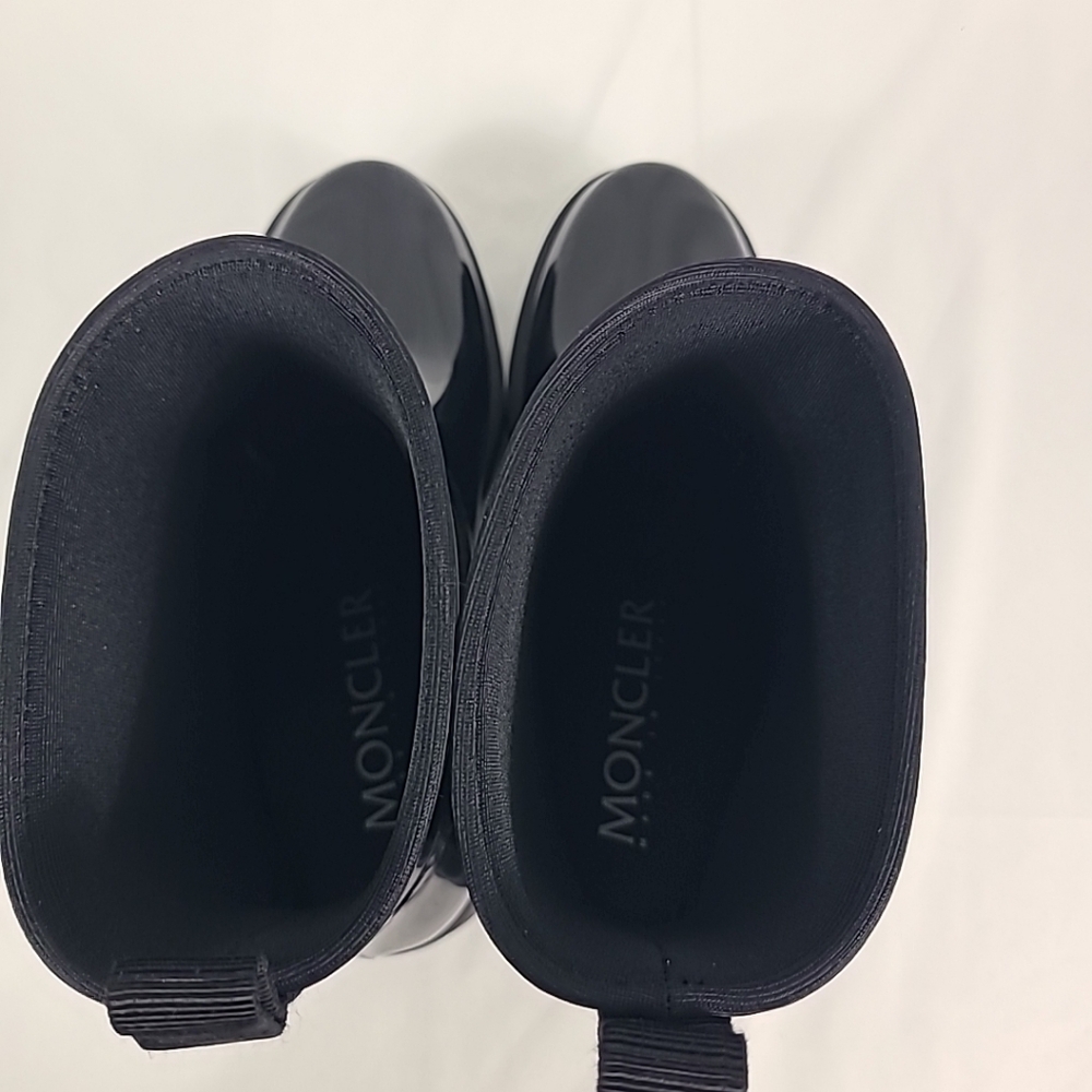 NEW Moncler Ginett Logo-Appliqurd Glossed Rubber Rainboots Black Sz 38, US 8 - Picture 7 of 10